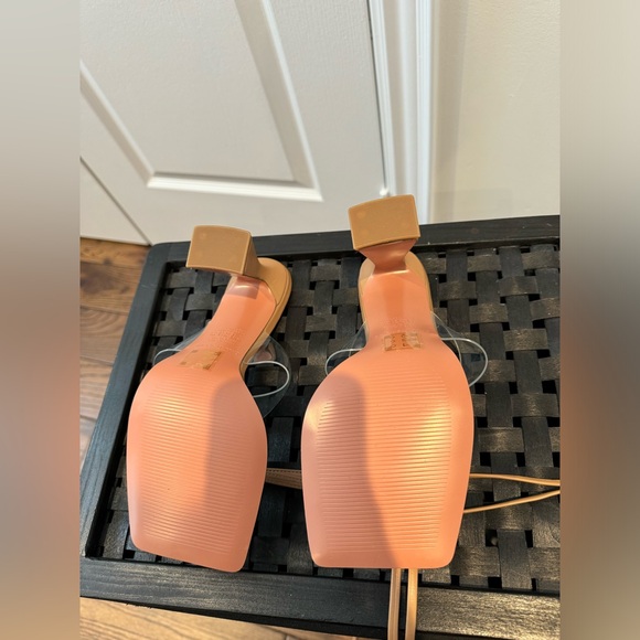 NWOT Call it Spring - ESMERALDA Beige Heels - Picture 5 of 9